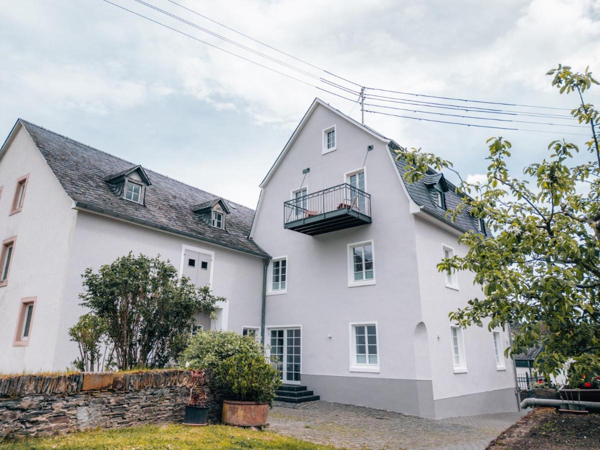 Gut Foersterlay - Exklusive Boutique Apartments Im Historischen Winzerhaus Direkt An Der Mosel Lösnich Εξωτερικό φωτογραφία